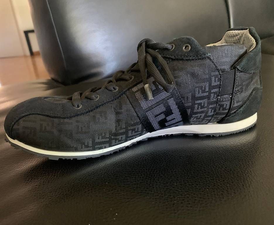Scarpe da donna: Fendi Sneakers / Gr. 38 – Usato da Bern venduto da Nici2210 1