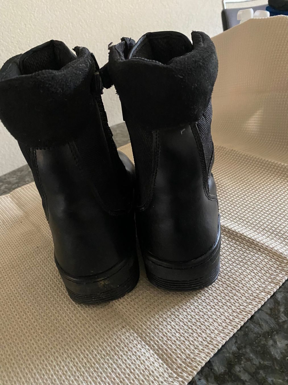 Schweizer Armee Scarpe da donna: Dicks original Militärschuhe Grösse 40 – Nuovo (secondo la descrizione) da Allenwinden venduto da Obalu 3