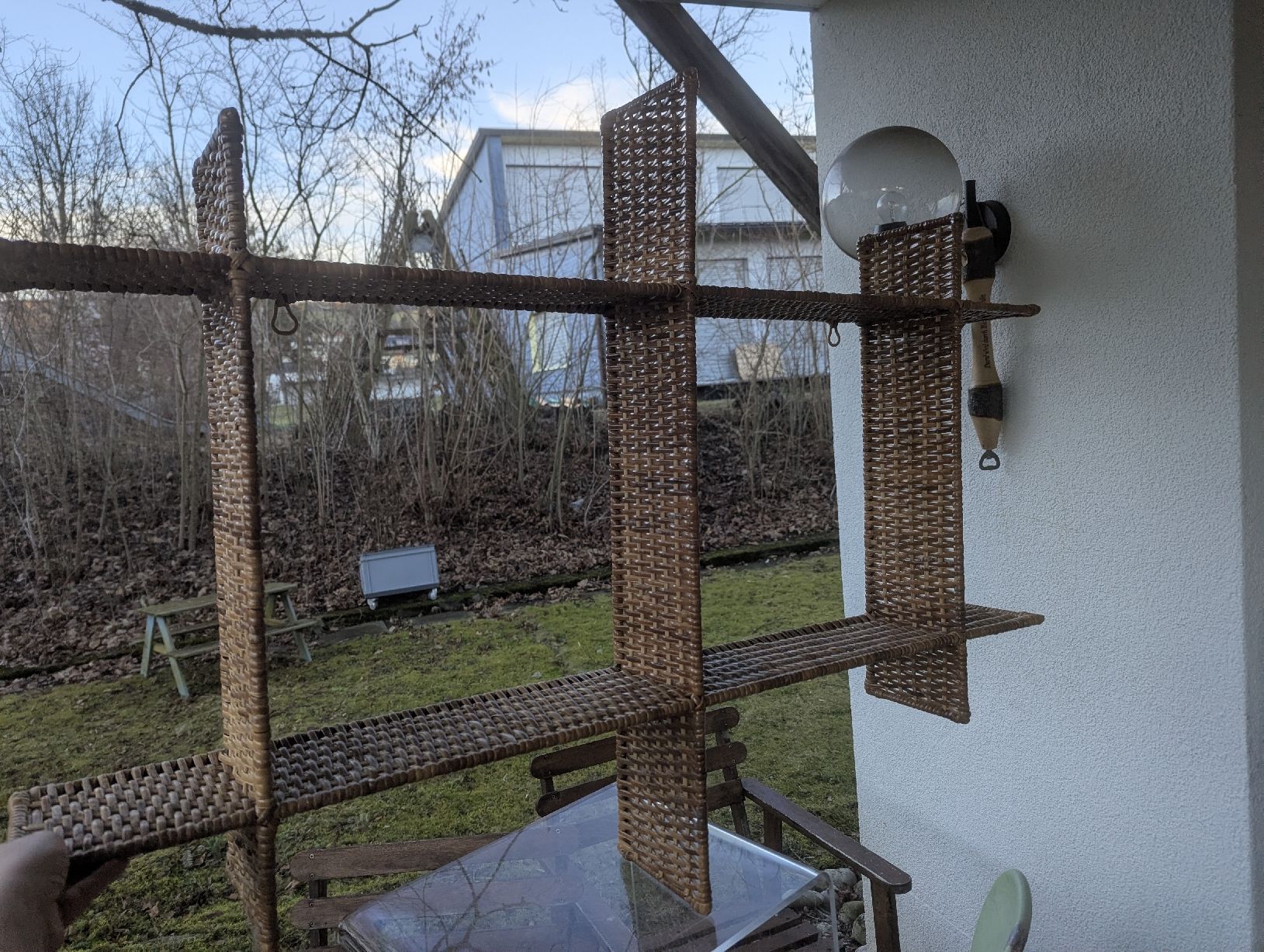 Scaffali: Vintage 70s Rattan Grid Wall Shelf - Large – Usato da Erlinsbach SO venduto da Meytalien 3