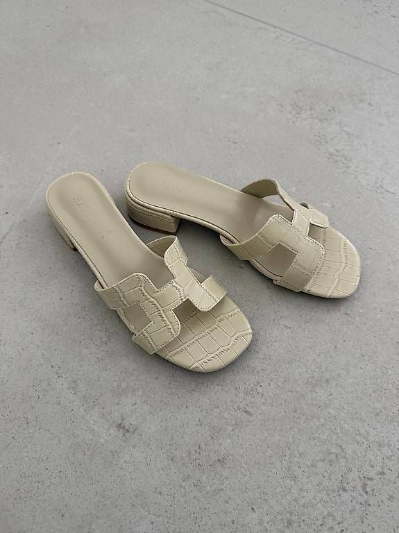 Scarpe da donna: Sandalen Croco Leather Gr. 37 NEW – Usato da Merlischachen venduto da GlamGarb