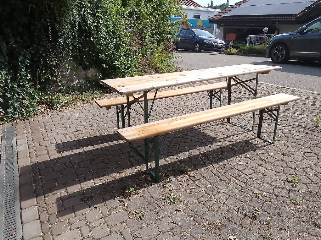 Tischset: 2 x Festtische mit Bänken. – Gebraucht aus Oberwangen von Spunz1 2