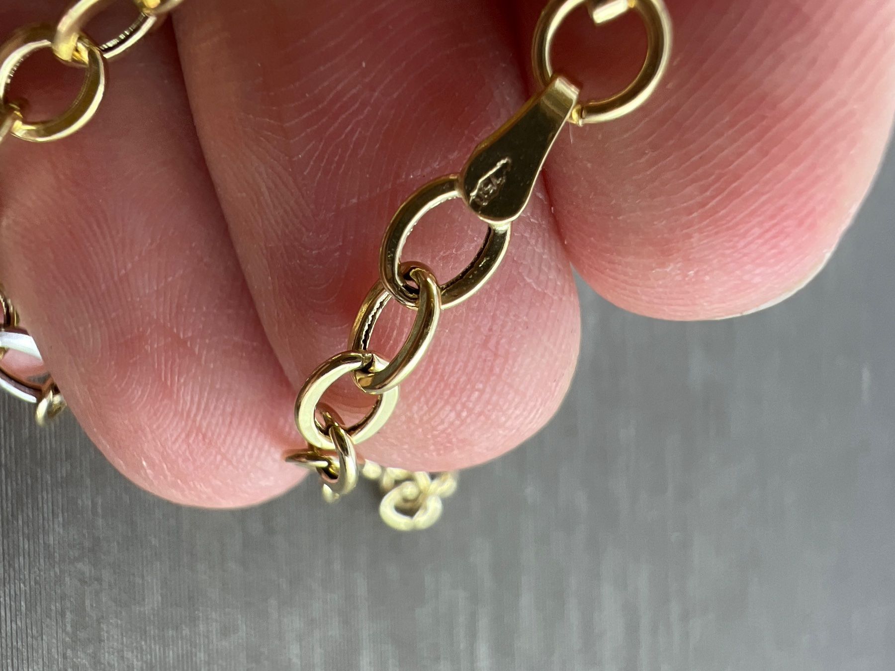 Armbänder & -reifen: Armkette 750 Gold – Gebraucht aus Niederuzwil von leo_8857 2