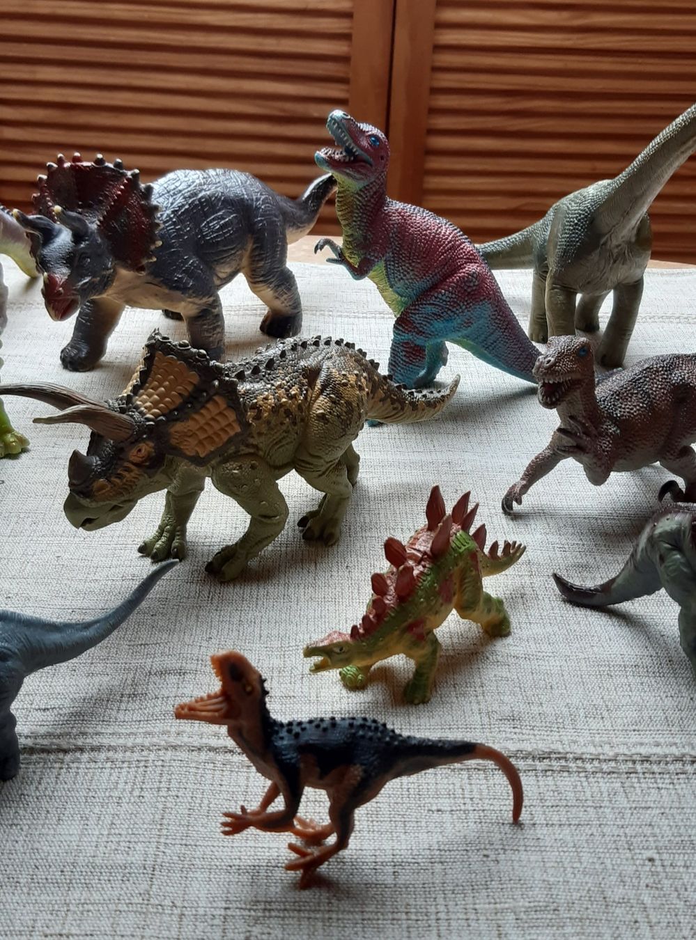 Jouets: Mega coole Dinosaurier ! – D'occasion à Neuheim par Tidola 3