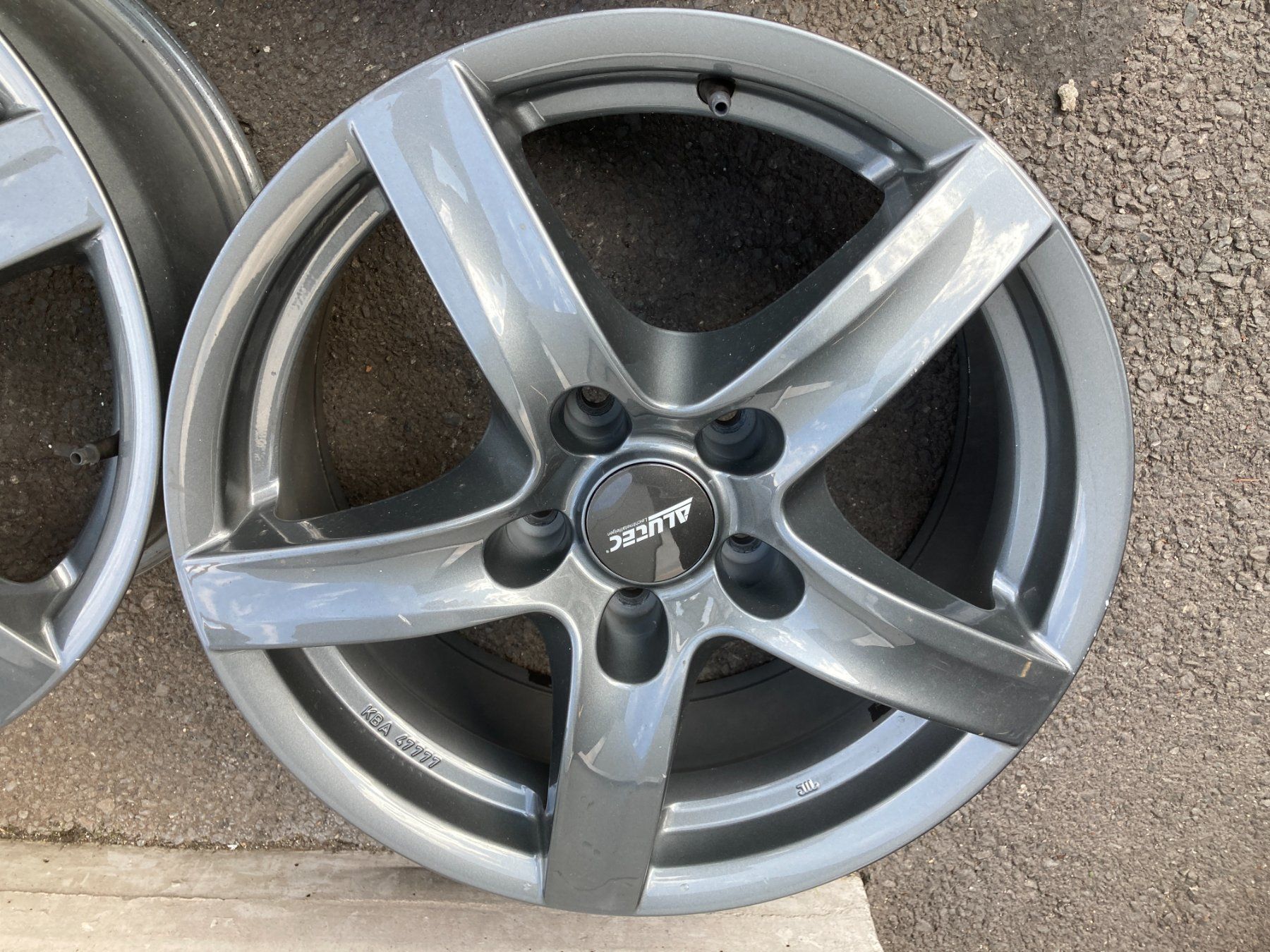 BMW Cerchioni: BMW Alufelgen – Usato da Cham venduto da WB2223 3