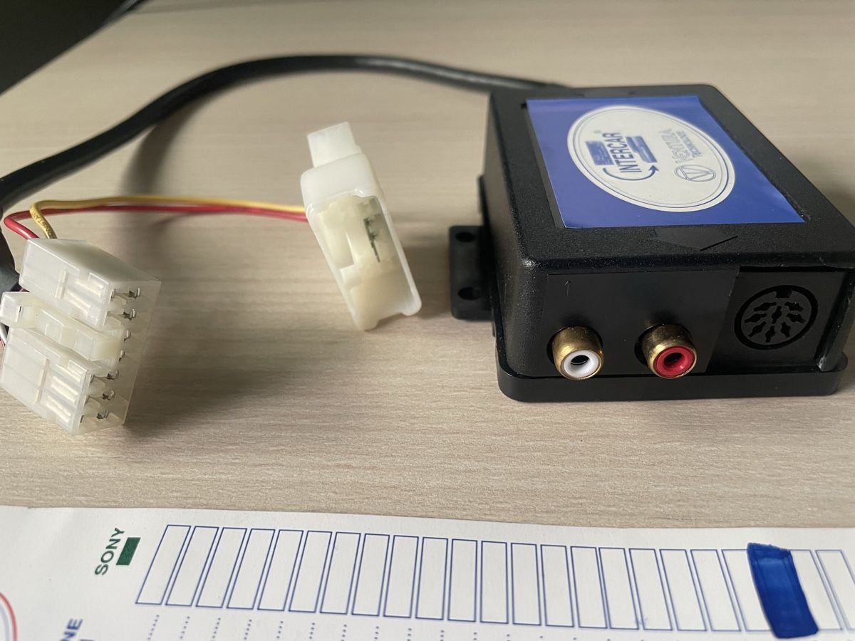 Alpine Radio: Intercar Connecteur Interface Toyota - chargeur CD Alpine – Nuovo e nell'imballaggio originale da Denges venduto da Ricautomotive 1