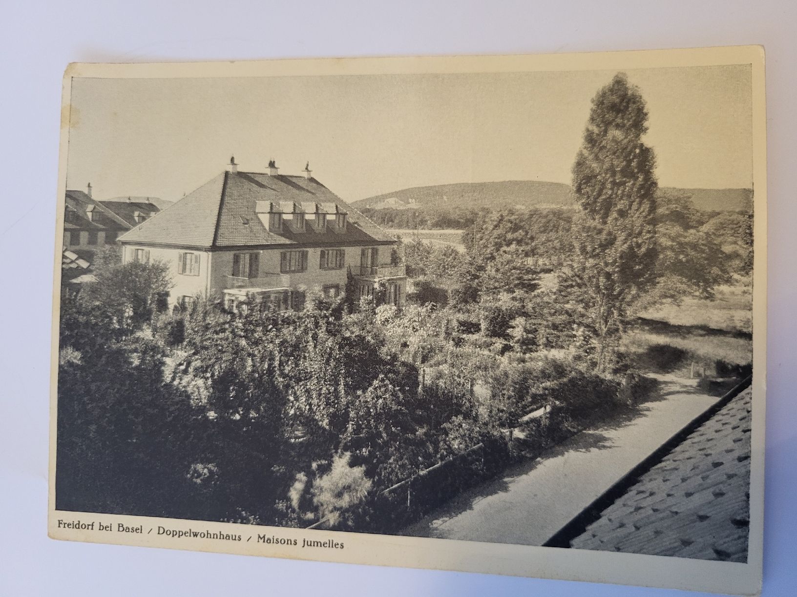 Cartoline postali: Ansichtskarte Freidorf bei Basel / Doppelwohnhaus Maison R36 – Usato da nunningen venduto da mic_88k2
