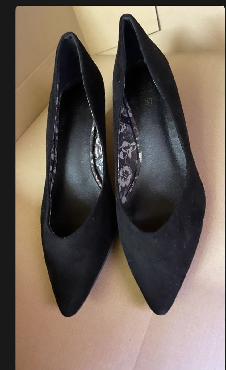 Scarpe da donna: Scarpe 👠 – Nuovo e nell'imballaggio originale da Opfikon venduto da aro_f66t