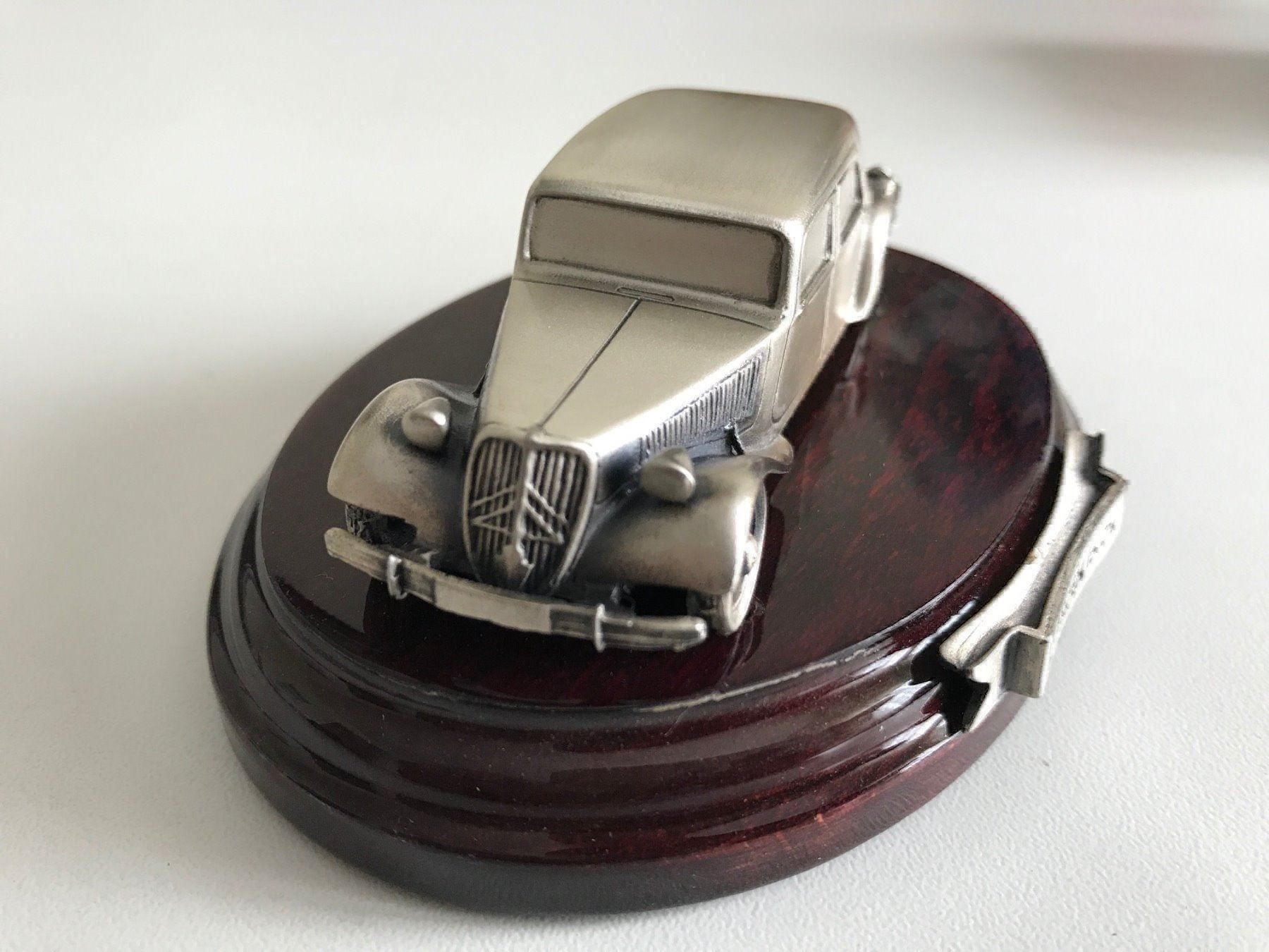 Citroën Modellautos: Citroen 15 CV Oldtimer Gangster Limo :57 – Neu und originalverpackt aus Giswil von Healey71 7