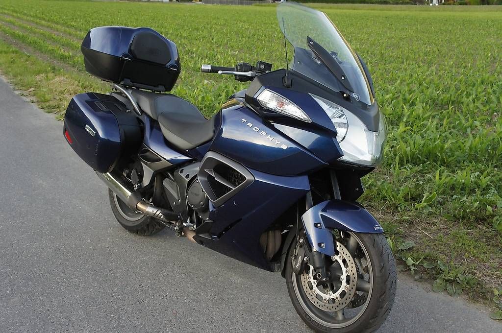 Triumph Touring: Triumph Trophy 1200 SE – Usato da Ollon VD venduto da polopan 1