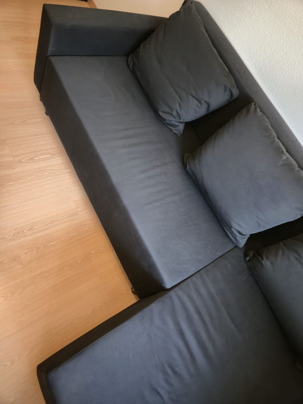 Ikea Divani: IKEA Eckbettsofa mit Bettkasten – Usato da Zug venduto da ale_yd9y 1