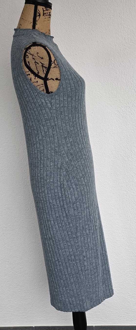 Vestiti: Geripptes Strickkleid Gr. 36/S – Nuovo (secondo la descrizione) da Rheinsulz venduto da Gilea 2