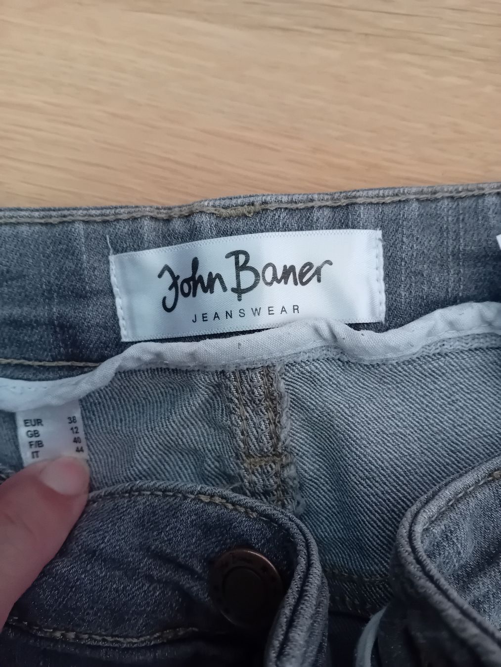 John Baner Jeans: John Baner Jeans Gr. 38 – Usato da Uhwiesen venduto da Szummer 1