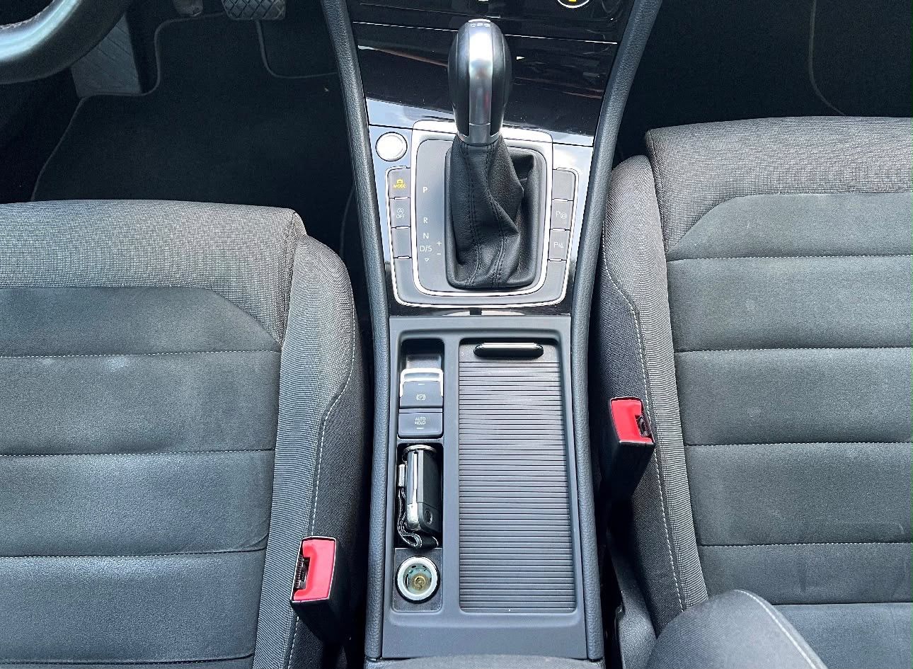 VW Automobili: VW Golf 1.5 TSI EVO Highline – Usato da Zürich venduto da kal_2g2w 5