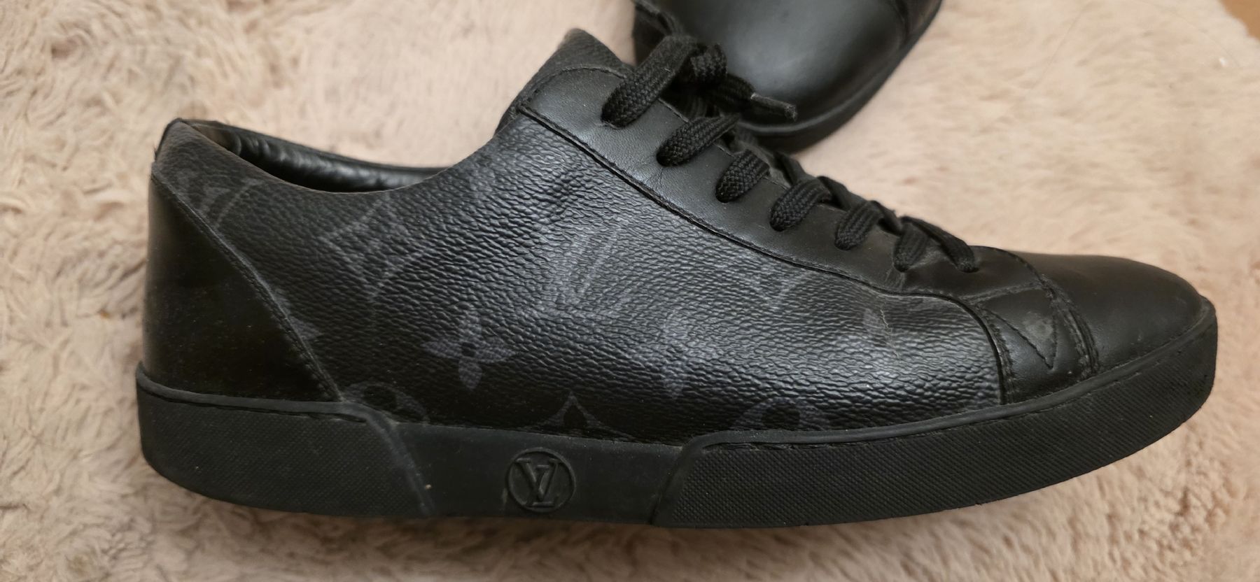 Louis Vuitton Chaussures hommes: Louis Vuitton Schuh Sneaker  – D'occasion à Nuglar par Danivenividiundeasy 1