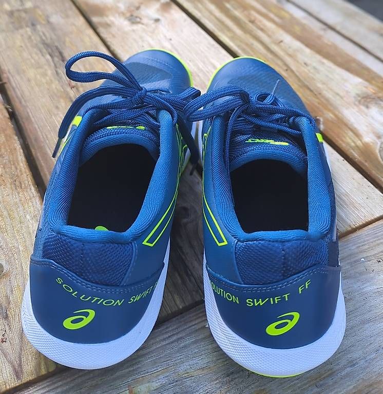 Scarpe da uomo: ASICS SOLUTION SWIFT 44 Multicourt Tennisschuh blue/yellow – Usato da Zürich venduto da a25_vj72 4