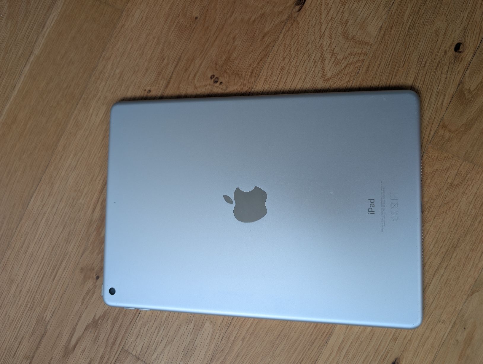 Apple Tablet PC: iPad 7 Weiss 32GB – Usato da Winterthur venduto da Das_Mick 1