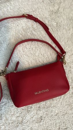 Valentino Handtasche rot Schultertasche neuwertig