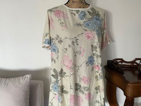 Damen Kurzarm Shirt geblumt Gr 48/50