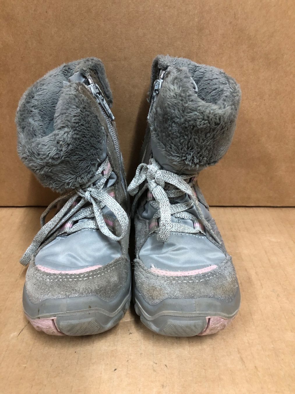 Scarpe per ragazze: Rosa Herzchen Stiefel Grösse 24 – Usato da Eschlikon TG venduto da RamonaSt
