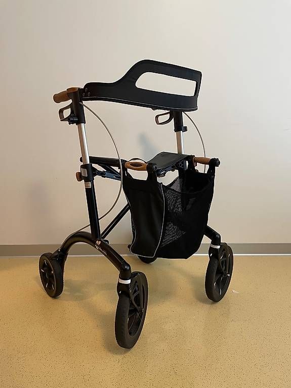 Gehhilfen: Saljol Rollator Alround AR – Gebraucht aus Kriens von bearn 1