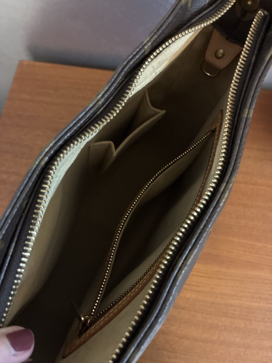 Louis Vuitton Borse: Louis Vuitton Looping Bag Monogram – Usato da Seon venduto da juliabuster117 2