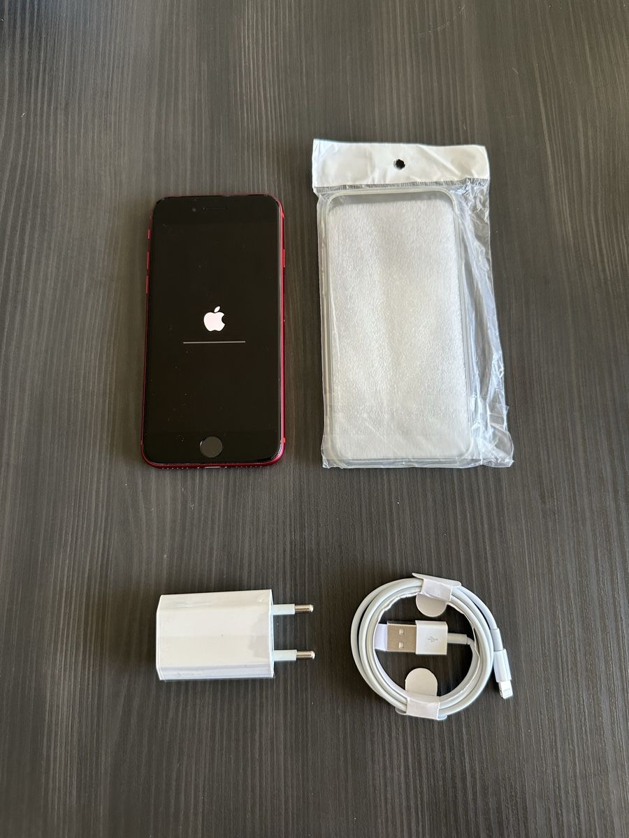 Apple Telefoni cellulari / Smartphones: iPhone SE 2 – Usato da Rickenbach b. Wil venduto da Kth_v8