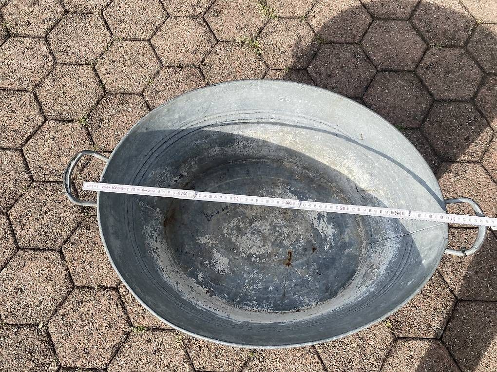 Sonstige Gartendekorationen: Grosse Zinkwanne – Gebraucht aus Mühlau von Johuiii 2