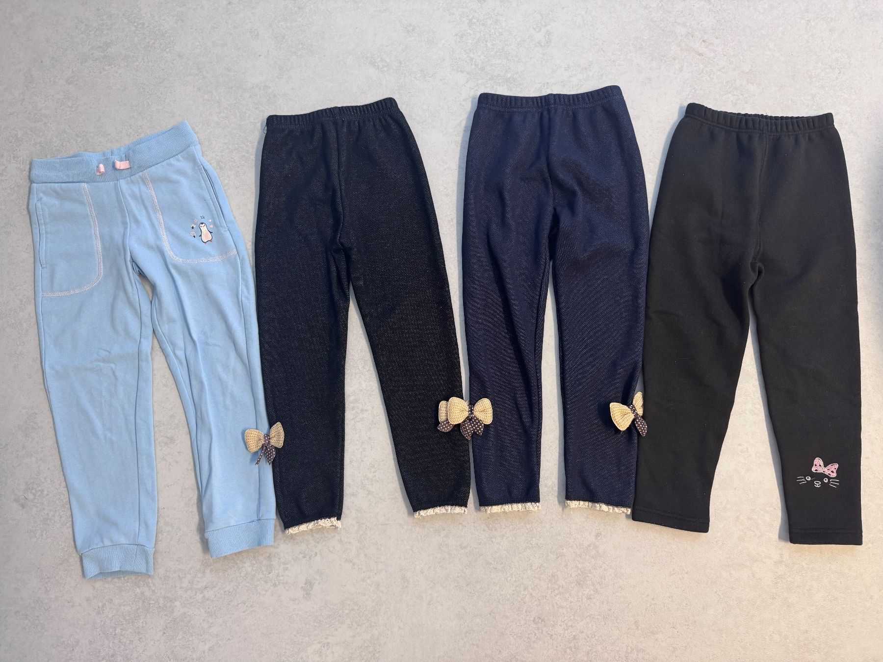 Strumpfhosen & Leggings: Thermoleggings / Hosen Set Grösse 110 – Gebraucht aus Bonaduz von lut_6rts