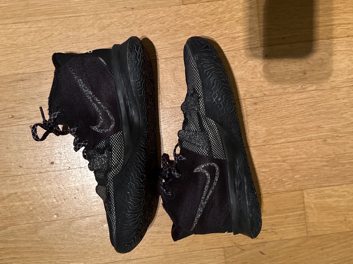 Nike Scarpe da uomo: Baskets de basketball Nike – Usato da Le Grand-Saconnex venduto da titrac 2