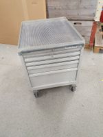 Lista Werkzeugwagen zu verkaufen L=72cm B=57.5cm H=71.5cm
