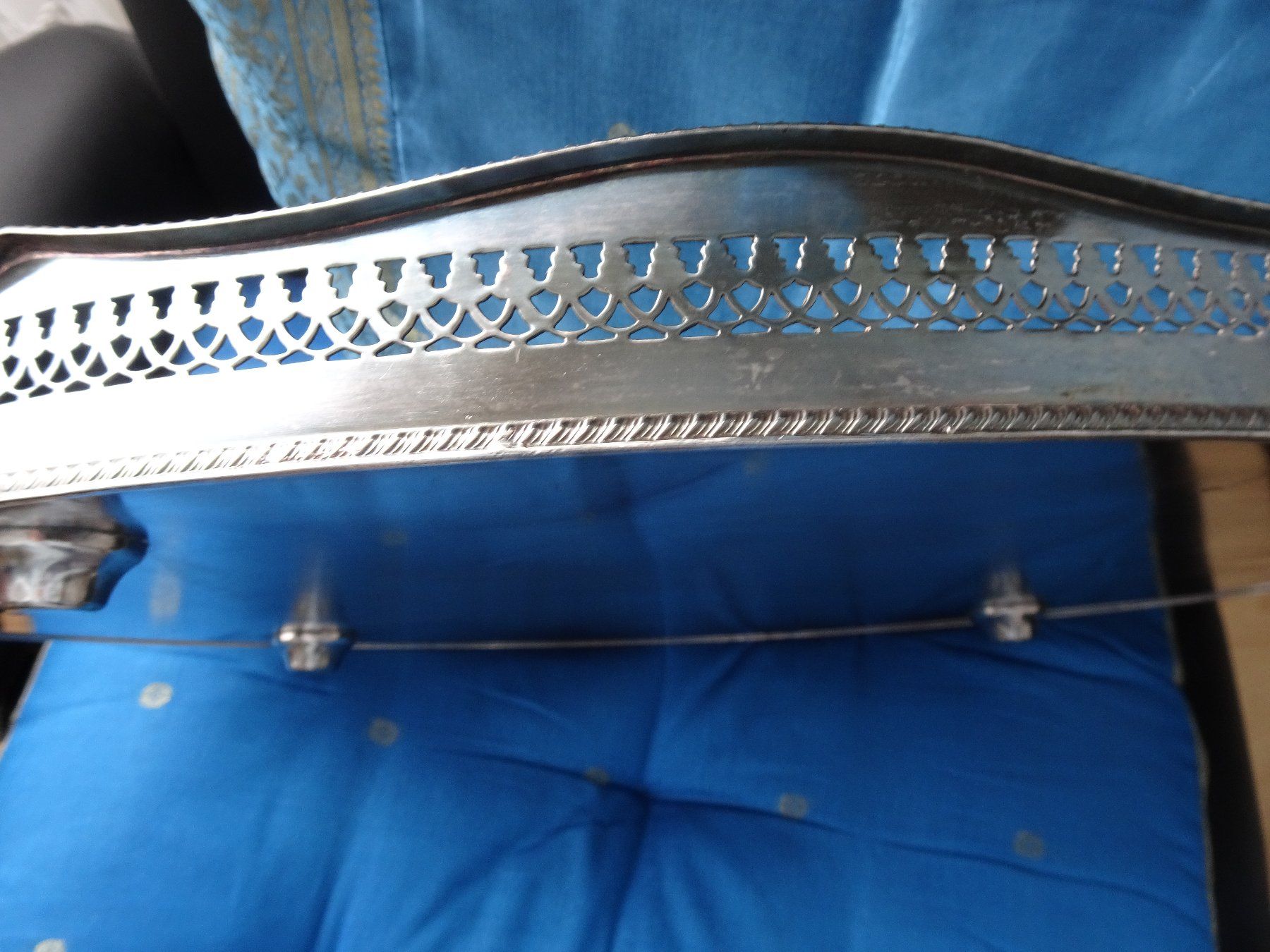 Piatti di portata: ANTIQUE SHEFFIELD SILVER PLATED TRAY 46x30 Serviertablett – Usato da Oberwil b. Zug venduto da JICKY-1889 1
