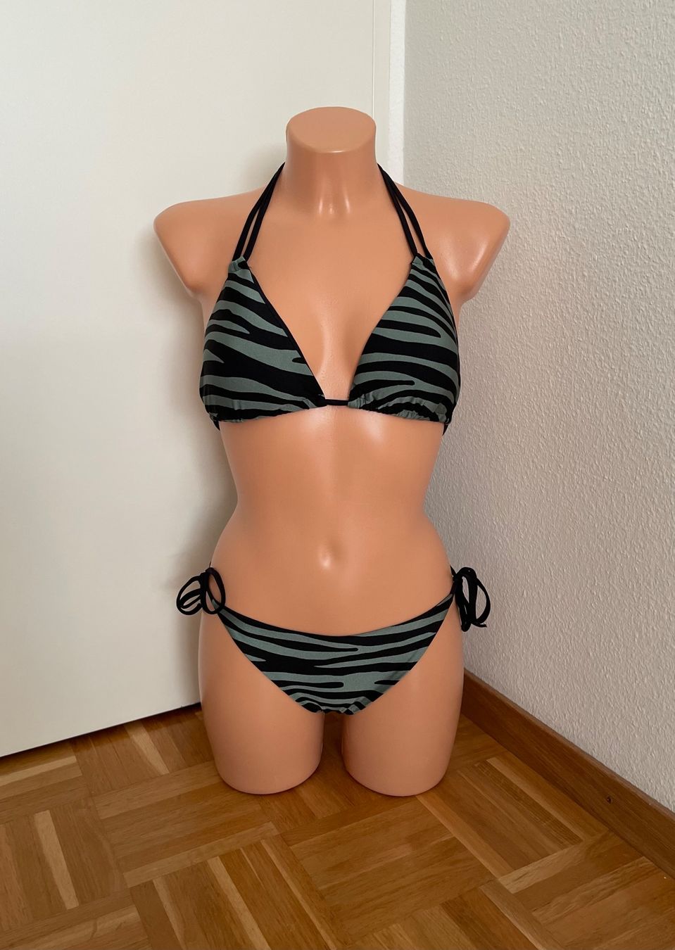 Calzedonia Costumi da bagno & Bikini: Calzedonia Bikini Gr. M – Nuovo (secondo la descrizione) da Rüfenacht BE venduto da Anele_13 8