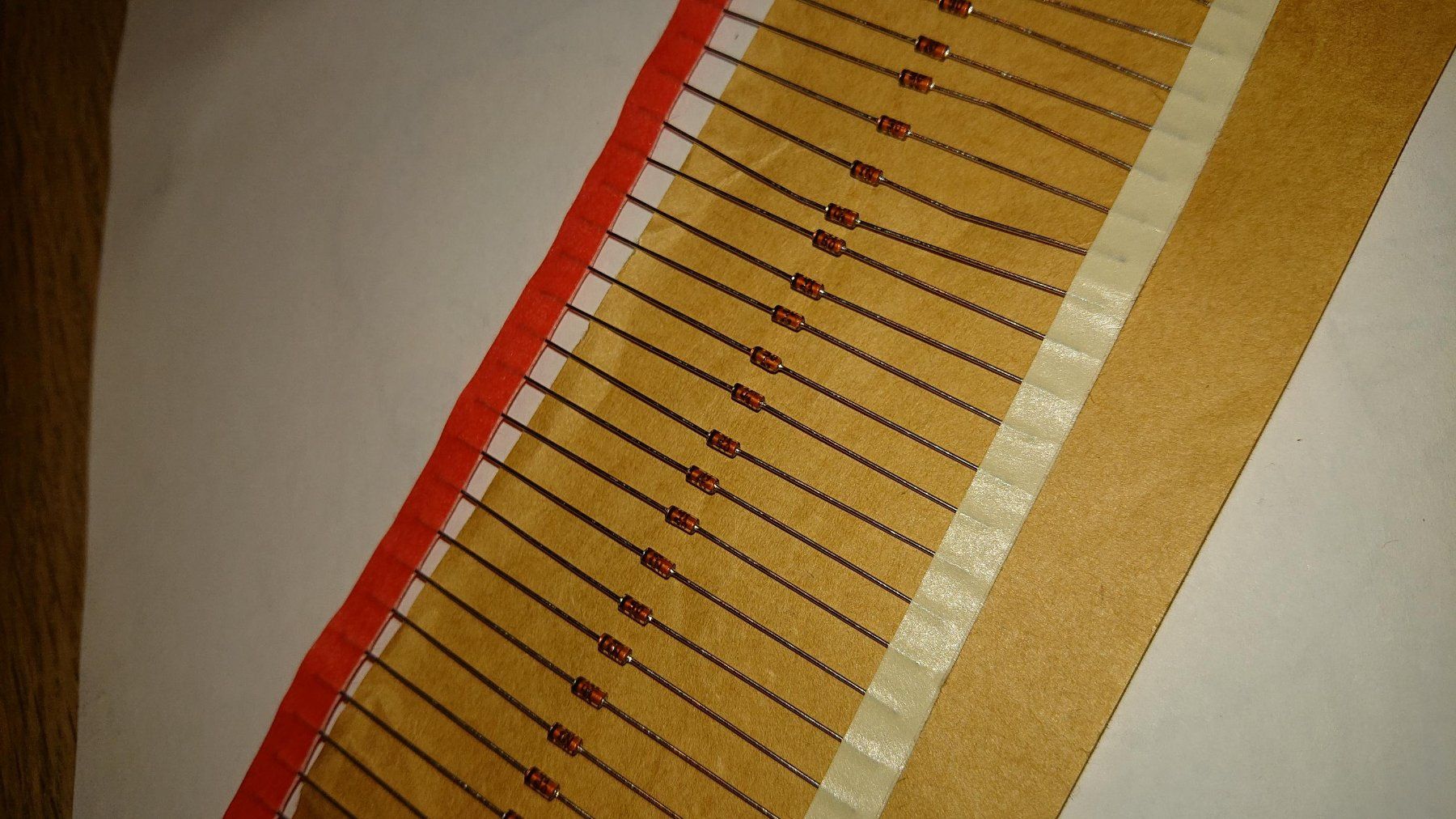 Texas Instruments Elektronikbauteile: 10x Diode 50V 300mA DO35 - 1N4150 – Neu (gemäss Beschreibung) aus Grenchen von Zombiepolizist