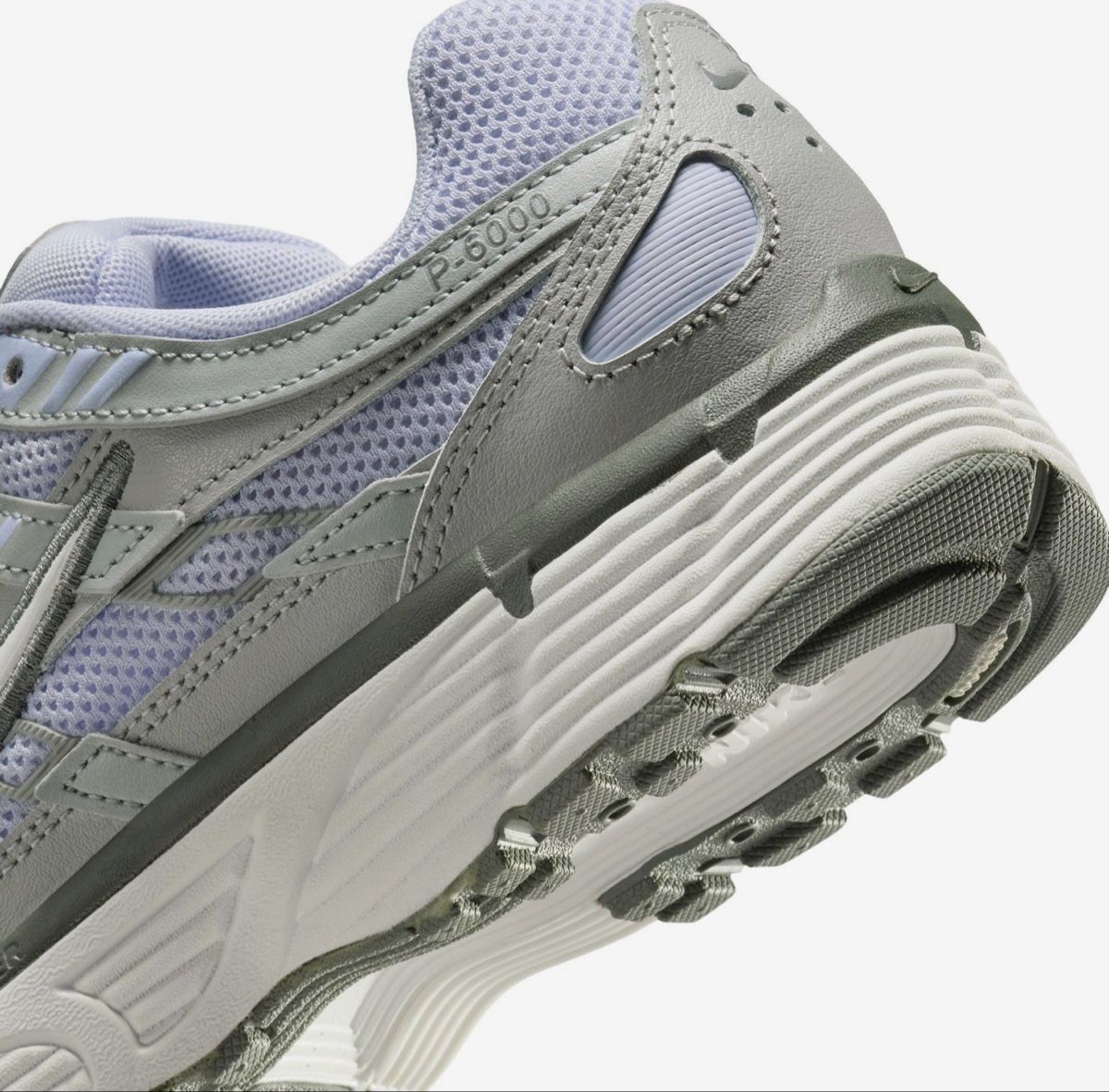 Nike Scarpe da uomo: Nike P-6000 White/Cool Grey – Nuovo e nell'imballaggio originale da Biel/Bienne venduto da Akwawini 7