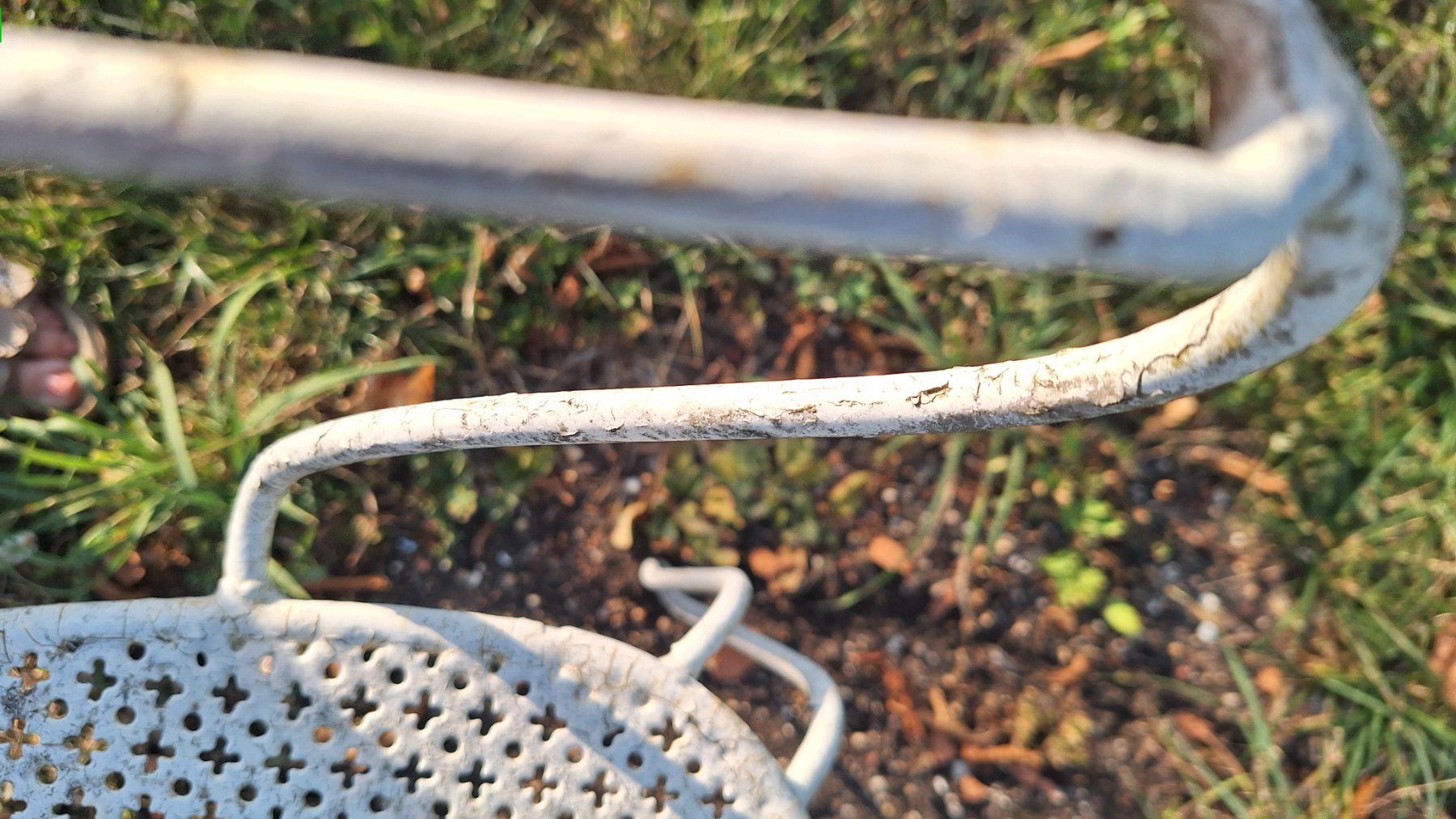 Stühle: alter Gartenstuhl aus Eisen, weiss – Gebraucht aus Dornach von majo8689 6