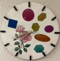 Handgemachte Wanduhr mit Rosenmuster, Vintage-Look!