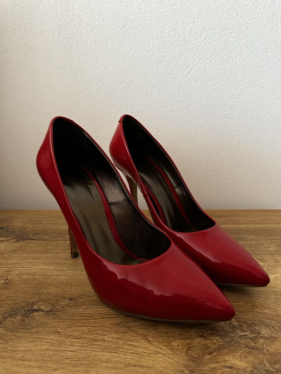 Chaussures femmes: High Hills Du Monde Italy – D'occasion à Visp par inf_7cg2 1