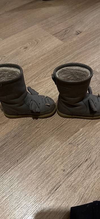 Scarpe per ragazzi: Donsje Elefanten Schuhe Grösse 23 – Usato da Liestal venduto da sei_j5yn 3