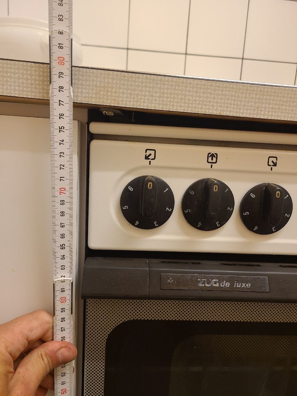 Herde: Backofen mit 3 Herdplatten V-Zug – Gebraucht aus Ganterschwil von Sevi1986 4