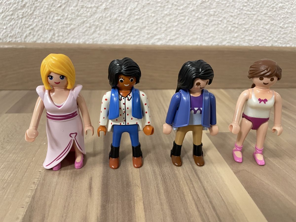 Playmobil Giocattoli: Playmobil 4 Figuren – Usato da Elsau venduto da Lusmus13