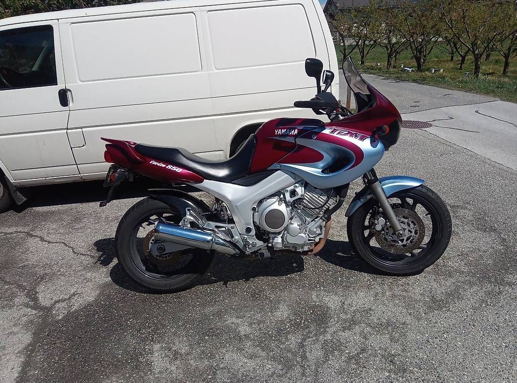 Strada: moto  Yamaha 850 – Usato da Aproz (Nendaz) venduto da Rifkii 1