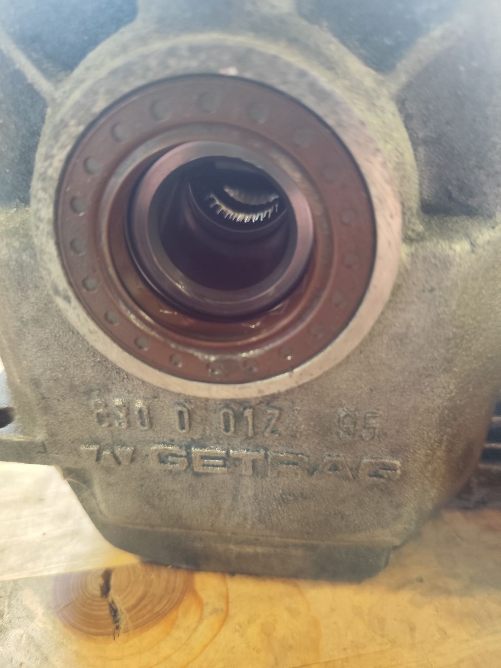 Porsche Tutti pezzi di ricambio auto: Pont avant Porsche 996 – Usato da Chamoson venduto da rom_8rkp 1