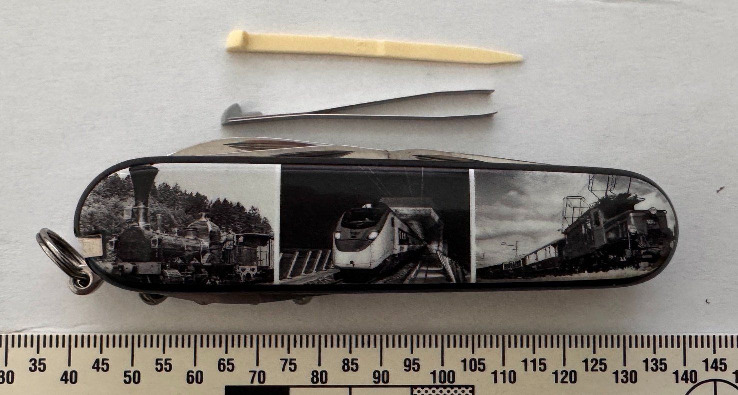 Victorinox Coltelli tascabile: Taschenmesser/Sackmesser "175 Jahre Schweizer Bahnen" – Nuovo (secondo la descrizione) da Zürich venduto da Policepatch 3