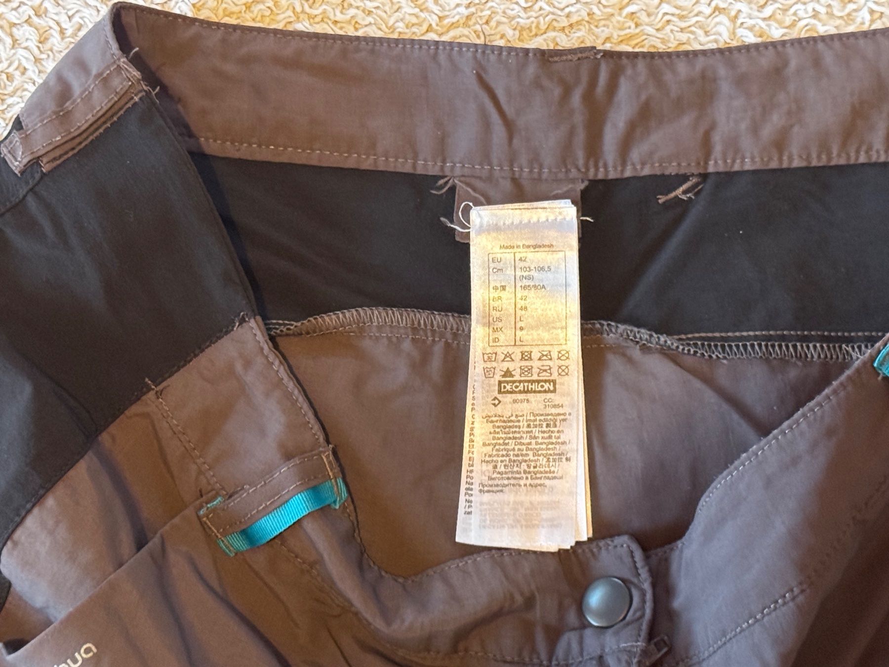 Decathlon Pantaloni: Quechua short gr 40-42 – Usato da Ovronnaz venduto da Etagne68 3