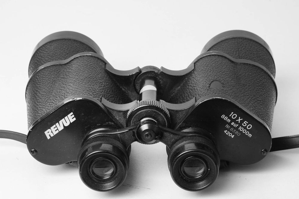 Revue best sale binoculars 10x50