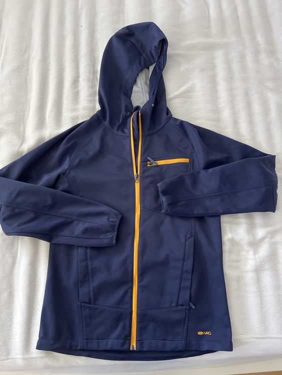 Vestes: NRG Softshell Jacke, Gr. S – D'occasion à Diepoldsau par Sonne14