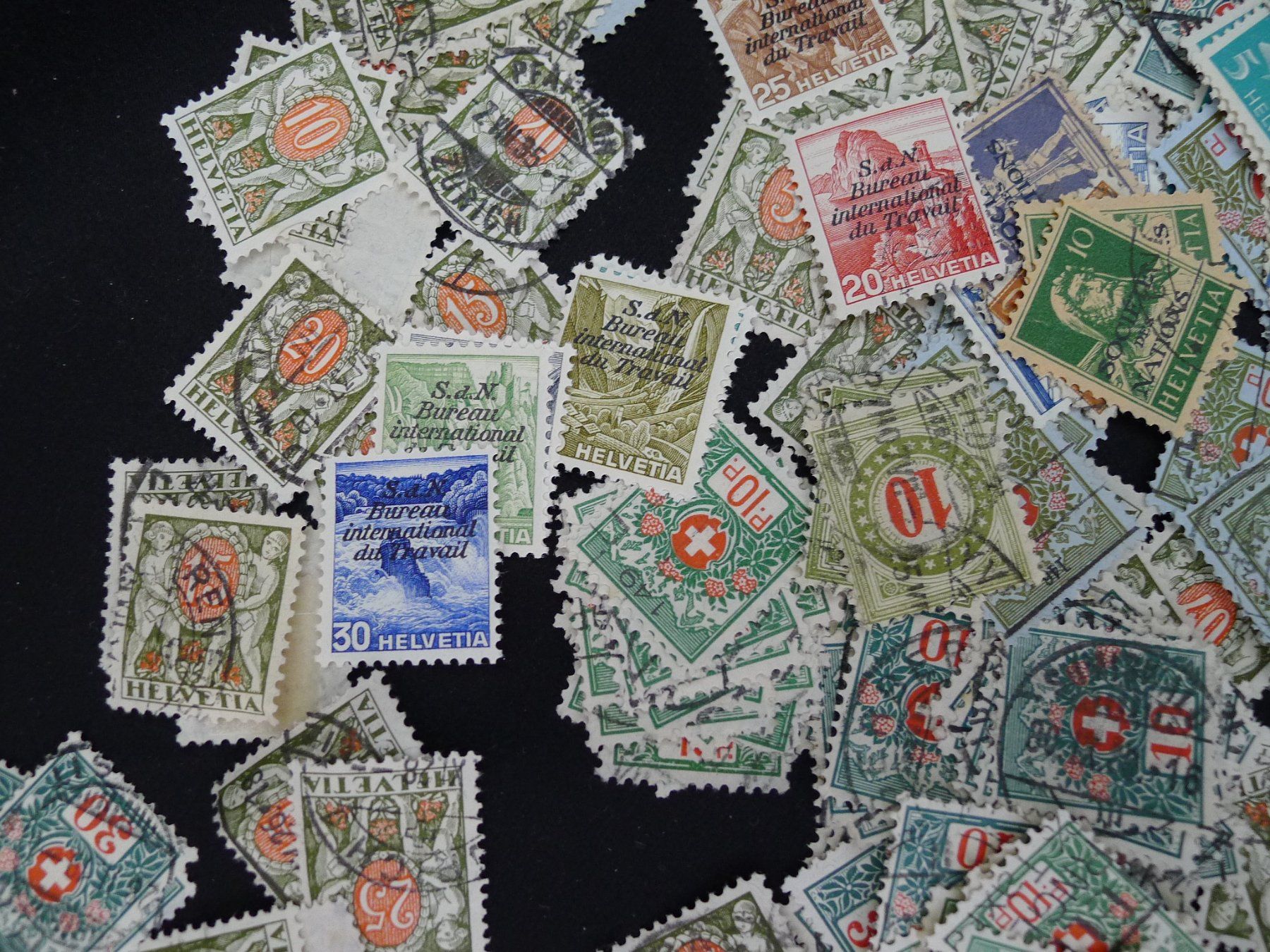 Tutti i francobolli: grosse Sammlung Porto Briefmarken – Usato da Dagmersellen venduto da q1w2e3r4 4