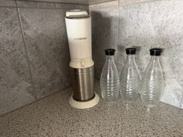Sodastream Wassersprudler mit 3 Flaschen, top Zustand!