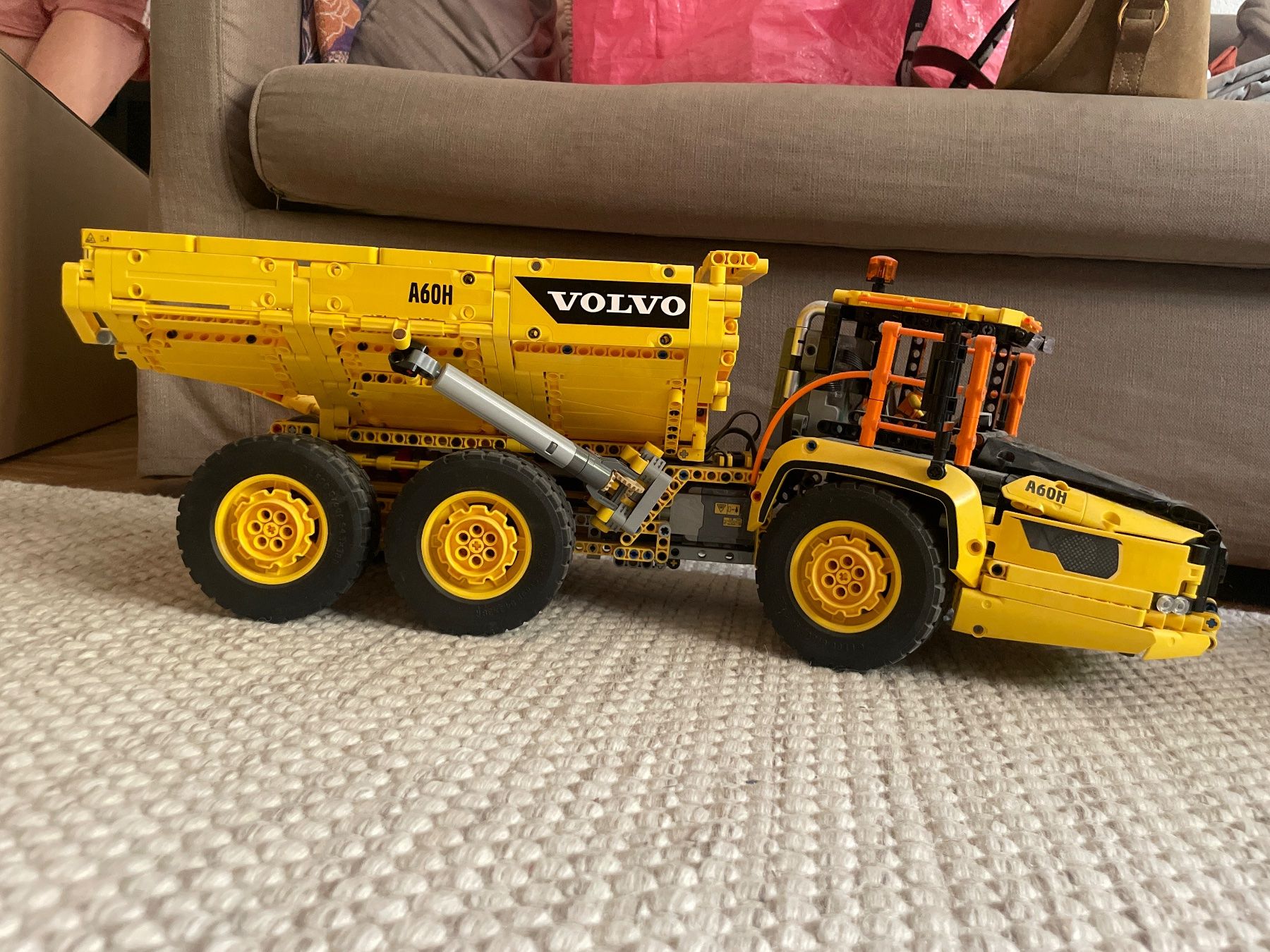 Volvo Voitures modèles: Lego Volvo- Dumper – D'occasion à Bern par lupa-1