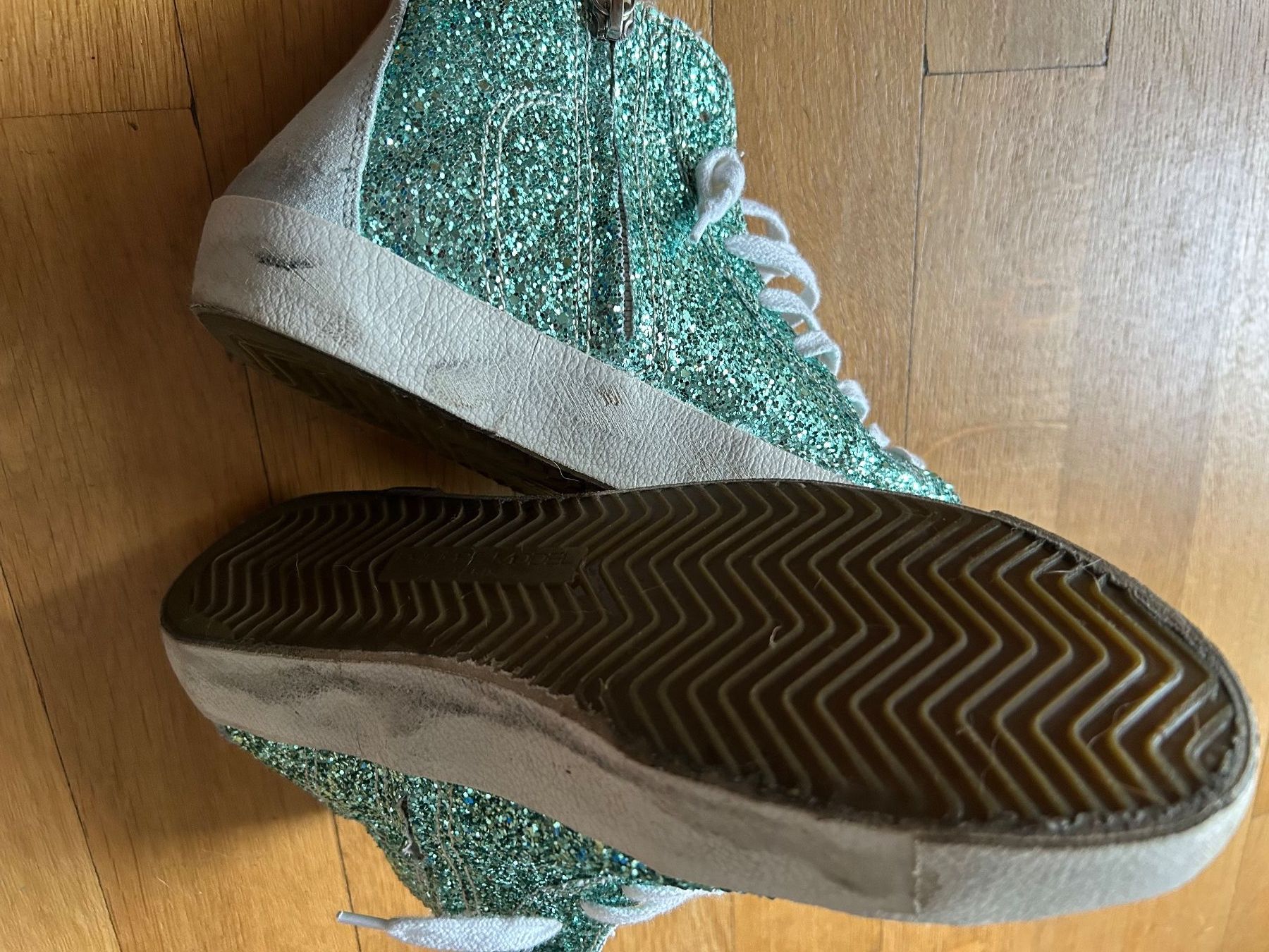 Damenschuhe: NEU❣️Philippe Model Sneakers glitzer Gr. 38 – Neu (gemäss Beschreibung) aus Basel von Kuona74 1